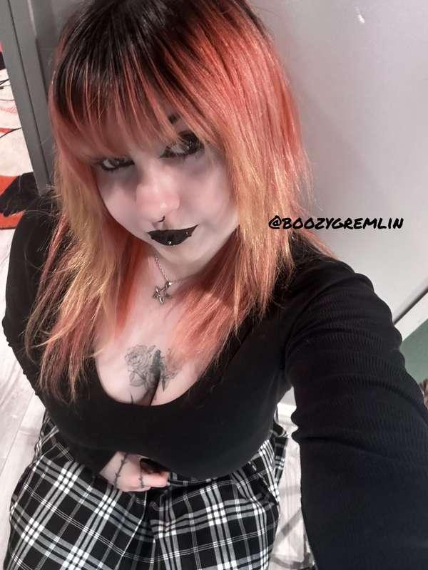 boozygremlinx image #2