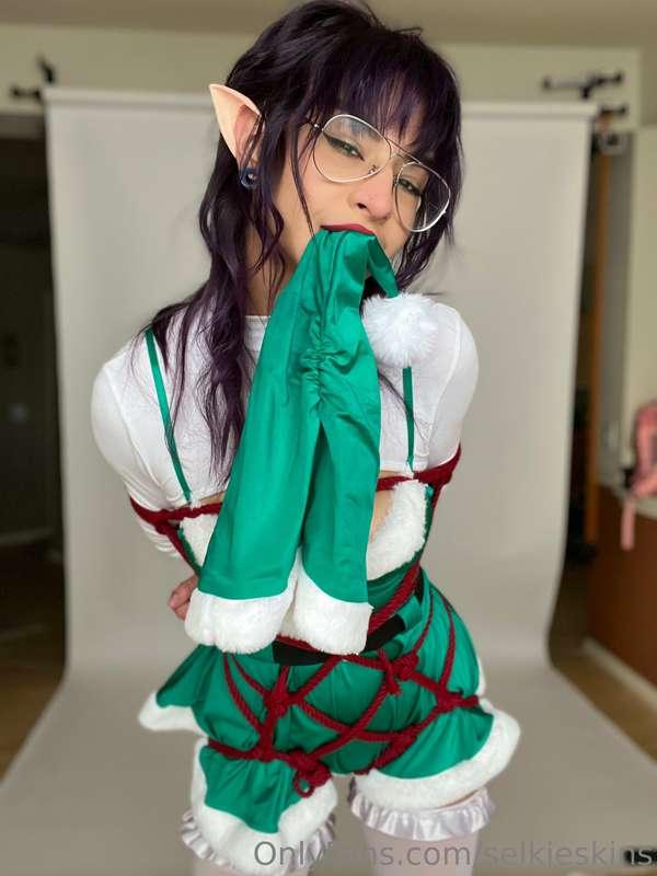 I left your present up my skirt…