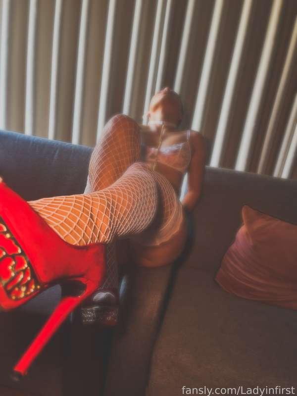 #heels #stockings #fyp #mistress #submission

Will you take my virginity??