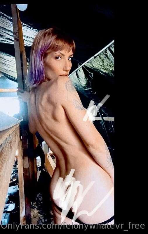 It got so fucking hot today that I had to get butt naked in ..
