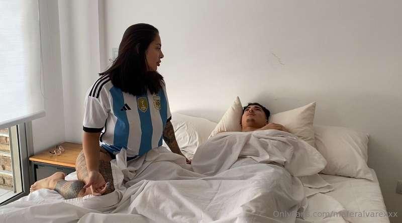 EL NOVIO DE MI PRIMA ME TERMINO DANDO TODA LA LECHE ADENTRO ..