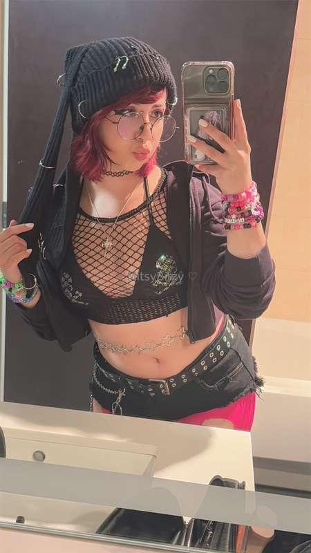 mitsybitzy image #3