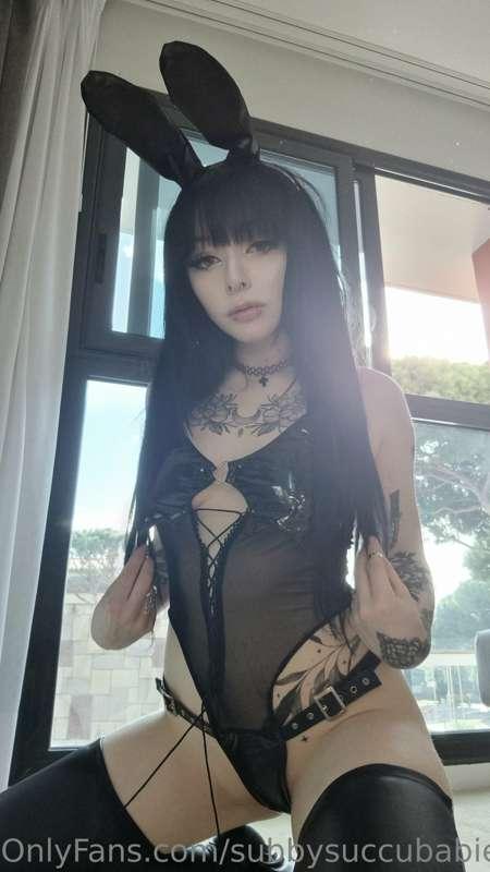 mommy says it's time to sub to my VIP page! you can get acce..