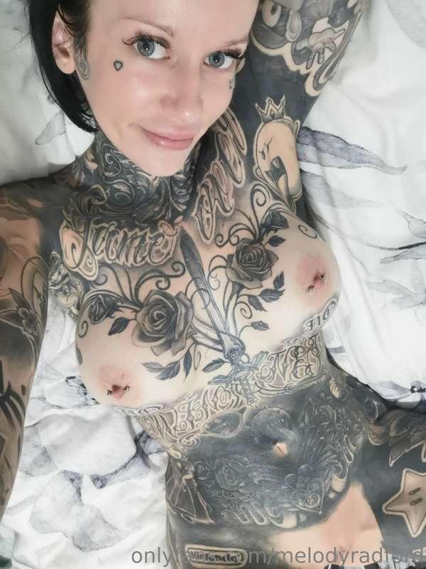 Bedtime nudes 😉🌡️