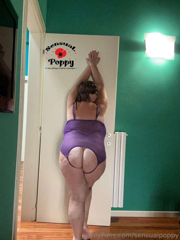sensualpoppy image #1