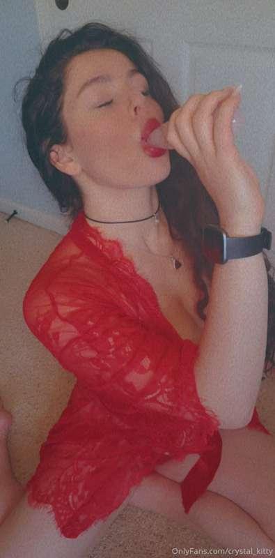 Giving head is my fetish 😋