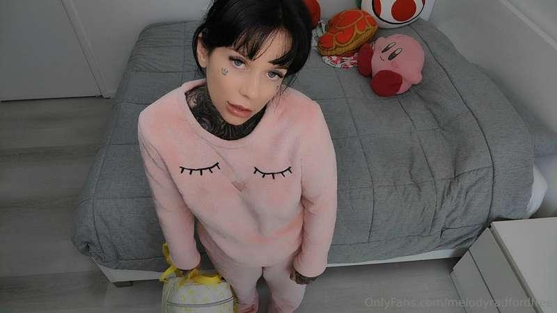 TABOO: Grandpa and granddaughter. Solo with acting and dildo..