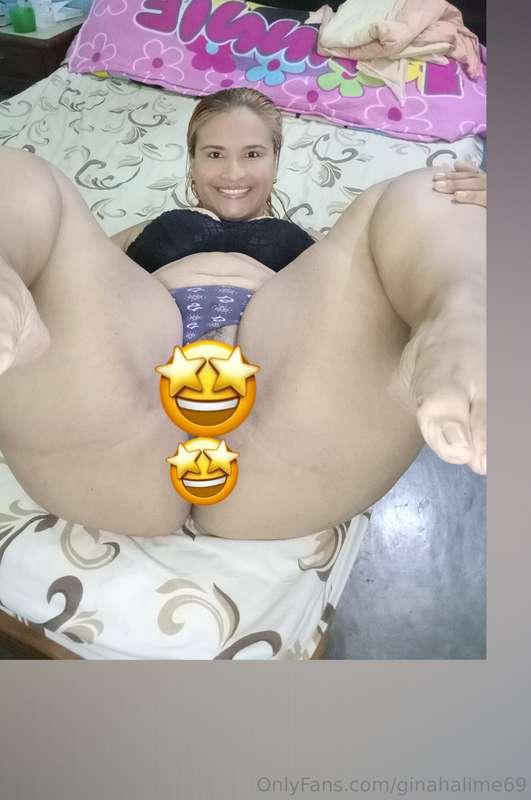 Pussy Show. Watch my pussy from different angles and with my..