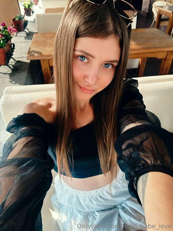 @karina.sweet 💋 UNREAL HOT 💋 @karina.sweet Wanna get wild wi..