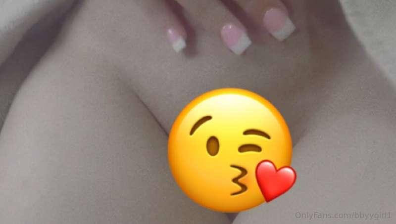 In the mood to get ate 🥰🐱