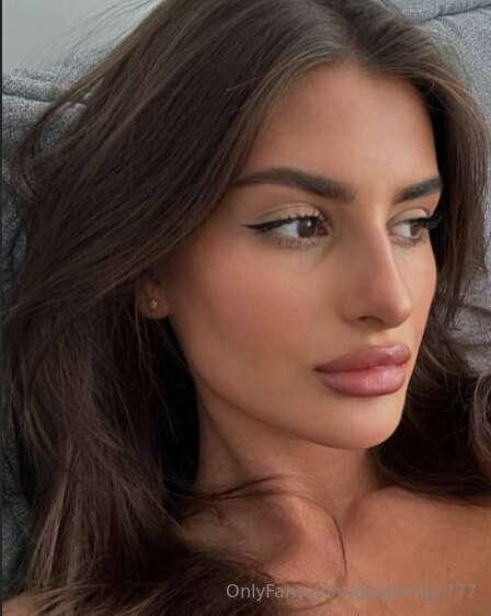 My girlfriend @wowtishais a real nymphomaniac who enjoys bei..