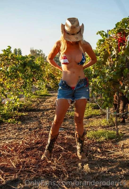 it's almost time to get in my birthday suit 😏