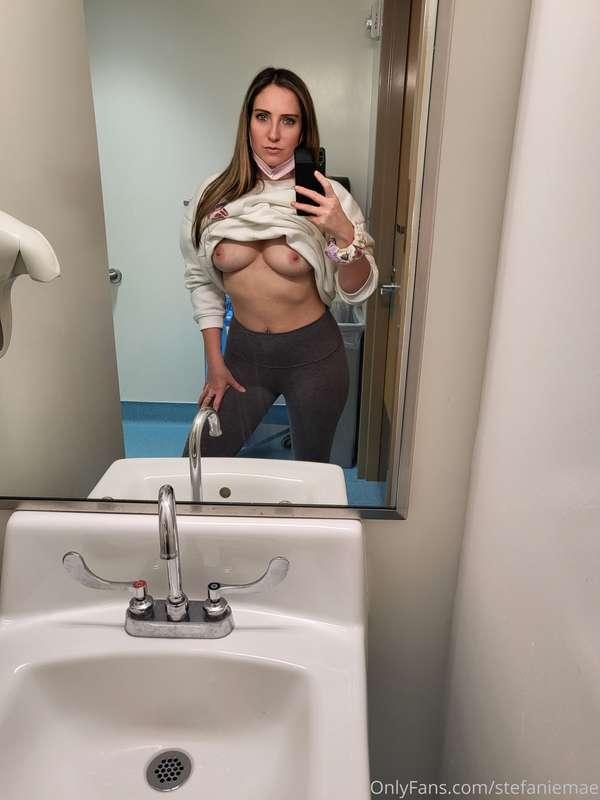 hospital selfies