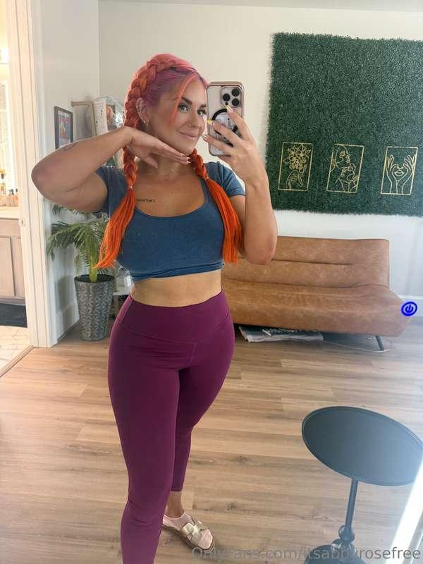 Tonight’s group live has been moved to 5:30 PM CST. On CB We..