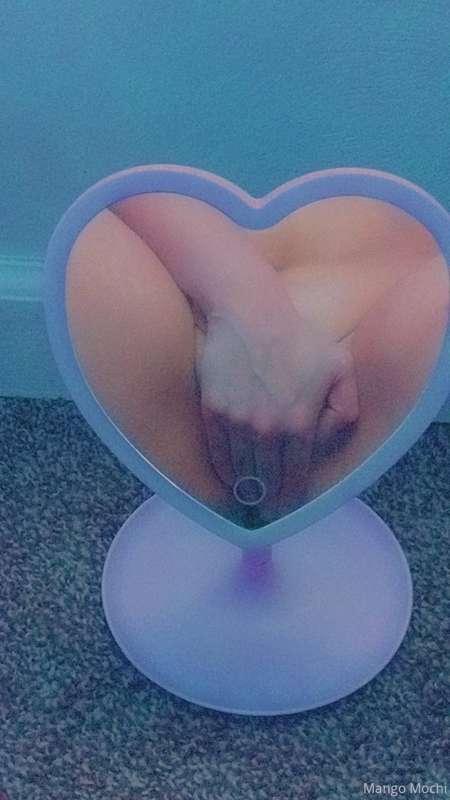 I may be slutty but I'm also ARTISTIC 💖✨ 
Hello, doves. I'll..