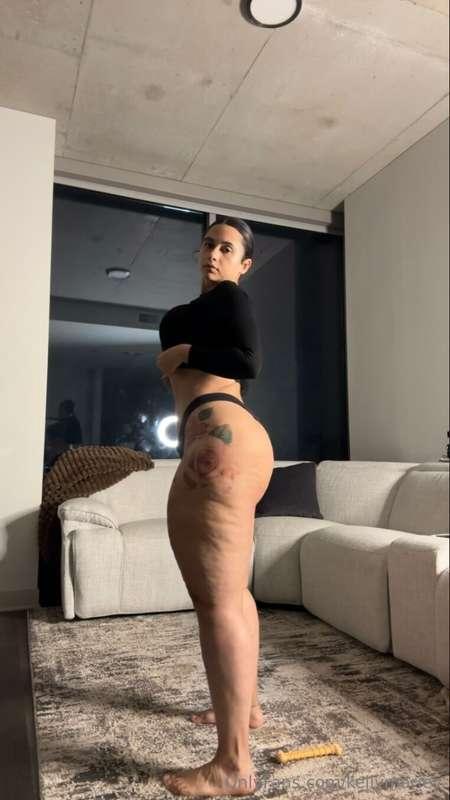 I really want some new lingerie and sexy sleepwear 😍