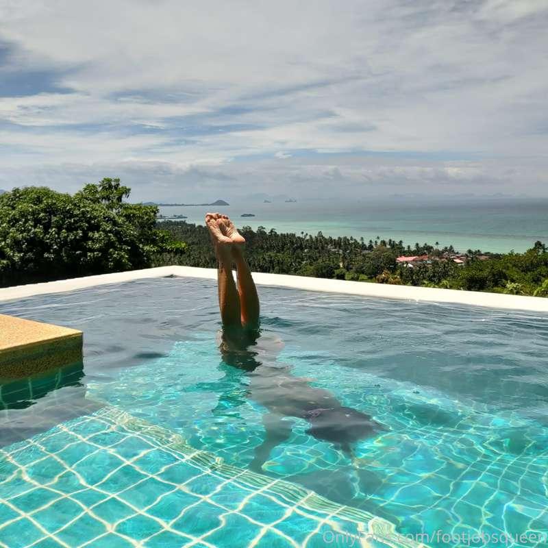 footjobsqueen image #0