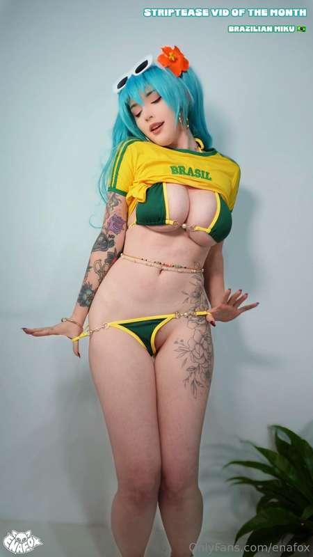 Brazilian Miku is the strip video of June!! ☀️🩵💚🇧🇷✨️Remember..