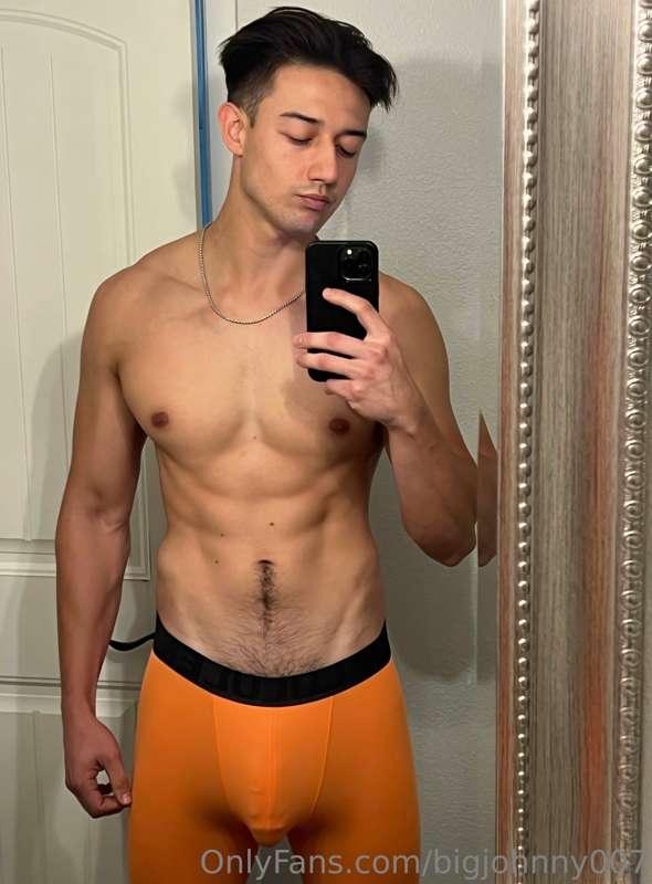 I heard you’re a fan of orange?🥵