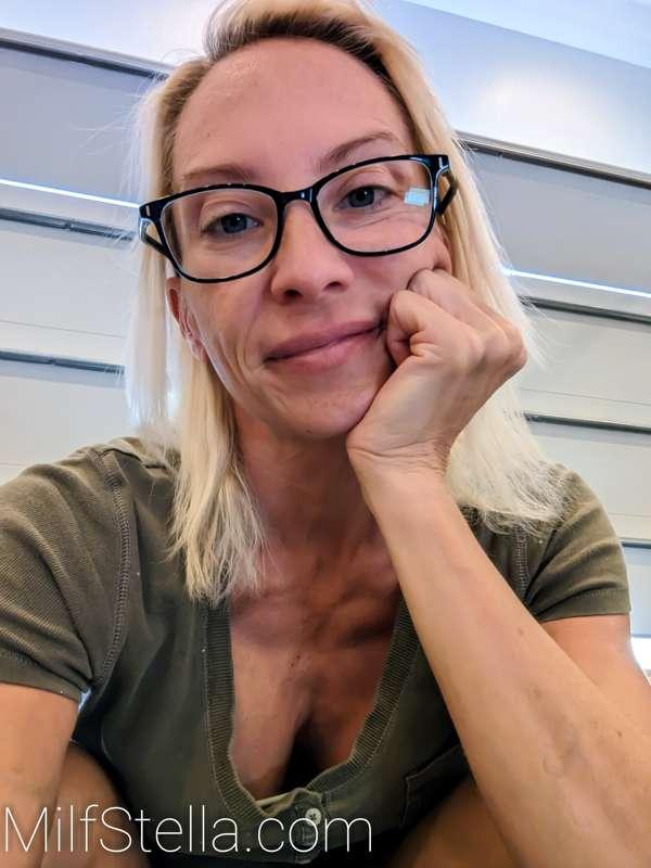 I'm waiting... Want to see more of me? @only_stella 