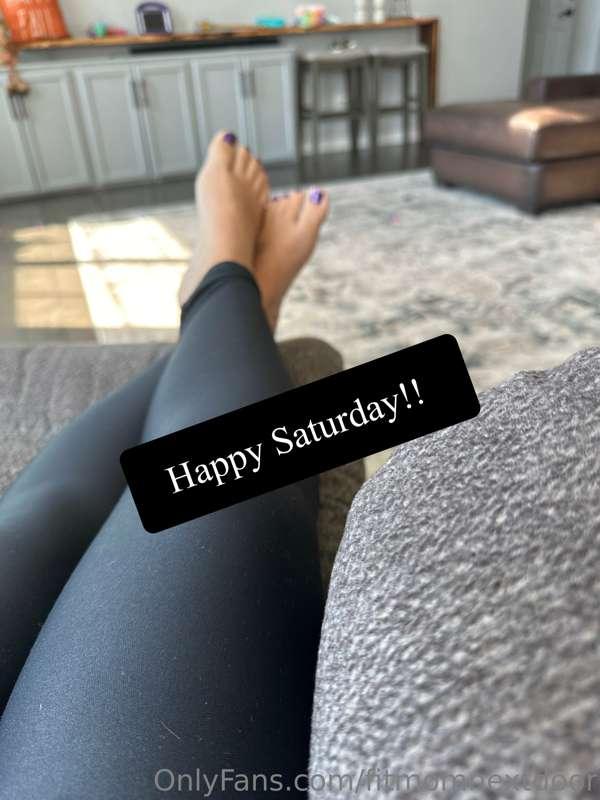 🦶Where are my feet lovers?! This is for you!! 24 pictures/vi..