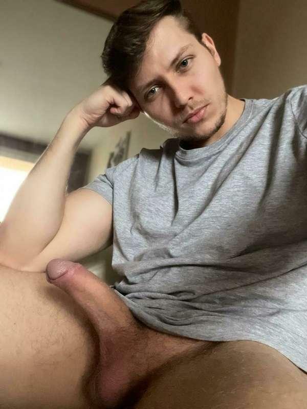 dylan_wanker image #0
