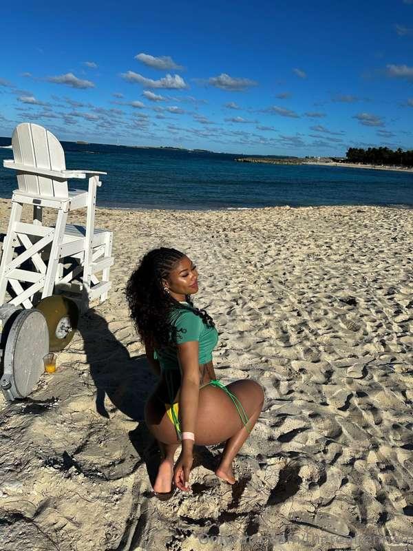 🍑🌊