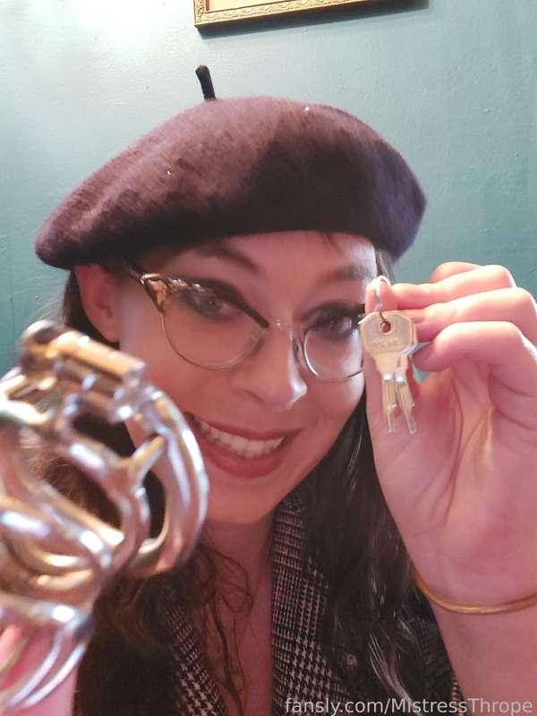 Would you spend a year in chastity for me? 

#fyp #freefollow #poll #survey #question #femdom #chastity #keyholder #cage #caged #mistress #domme #goddess #dominatrix #training #beta #alpha #betasafe #sub #control #tease #denial 