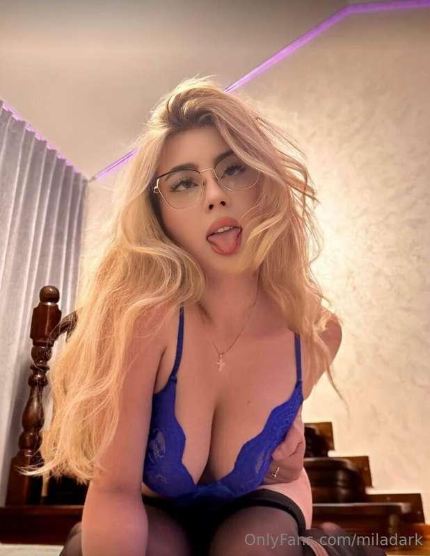 Gorgeous @arianamonty doll loves to touch her boobs🤭 and mak..