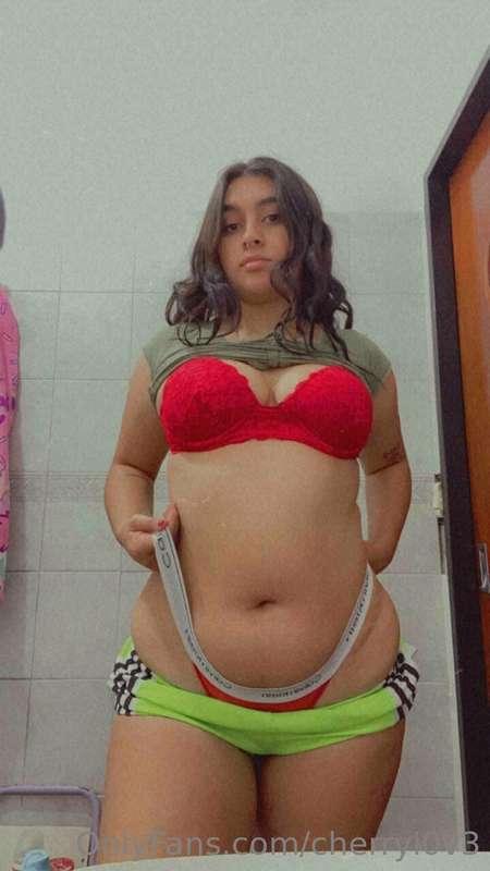 do you like my red bra? 🥰