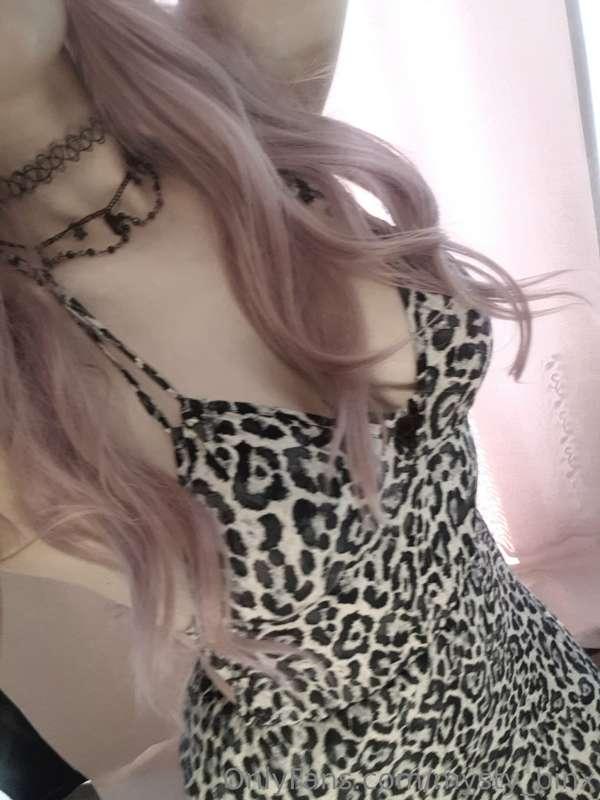 Would you go on an ice cream date with me? 🖤