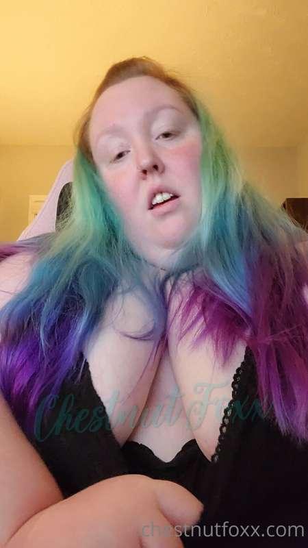 chestnutfoxx image #1