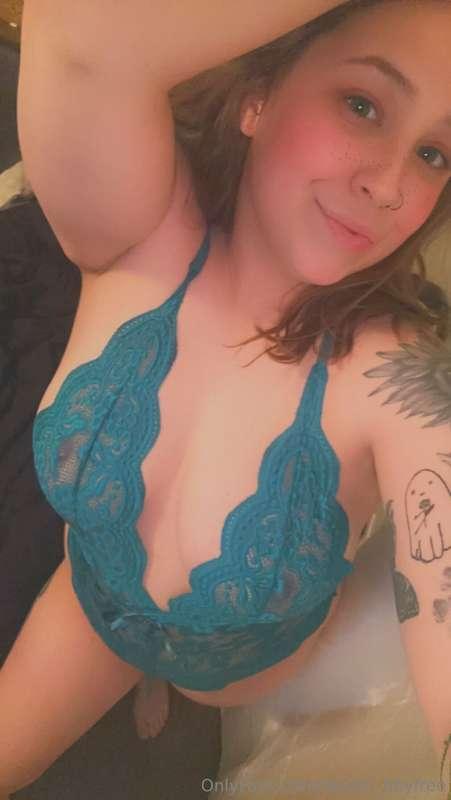 ***$5 FLASH***💦  5 minute solo play video sent straight to y..