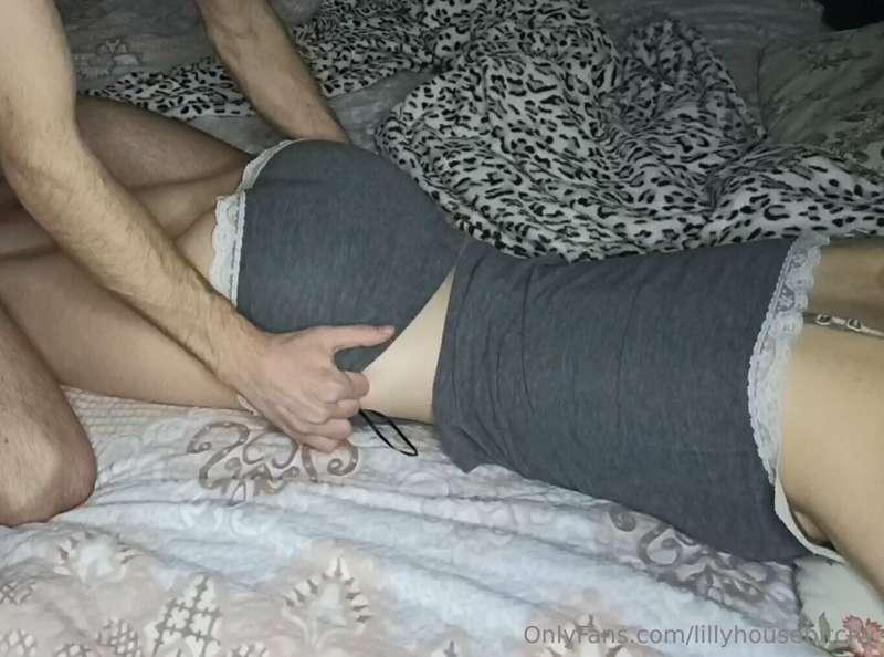 you always want your step sis 🍑