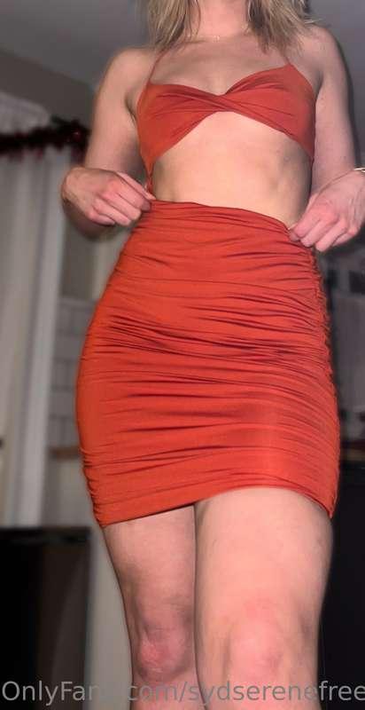 Loving this dress and loving me in it 😈