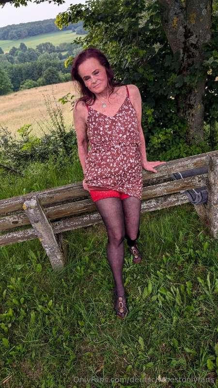 @ciri_reifundsexyHey du!Ich bin Ciri 56 Jahre alt und wohl e..
