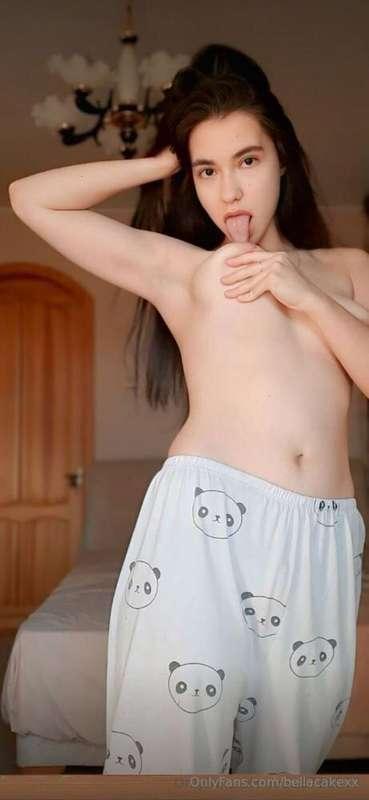 🔞 @liza.sweet 😈 Juicy girl with no limits 🔞😈 She shoots incr..