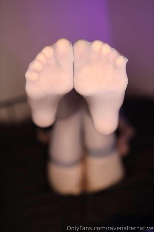 Pretty soles in sheer stockings ✨
