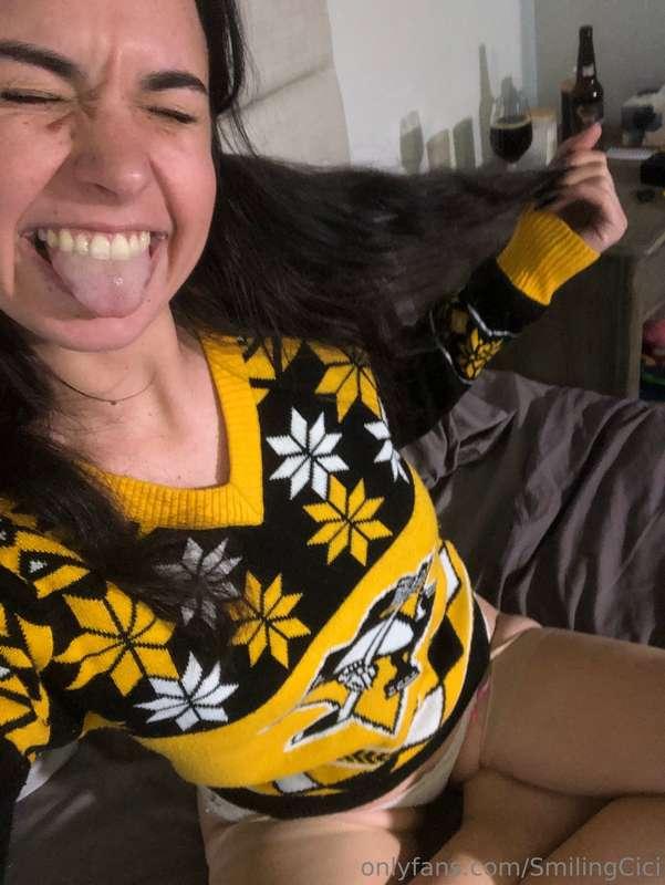 smilingcici image #1