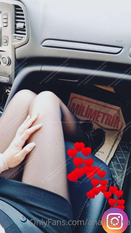 In the rent car in Turkey 🇹🇷.. 
without panties 😍😍🔞