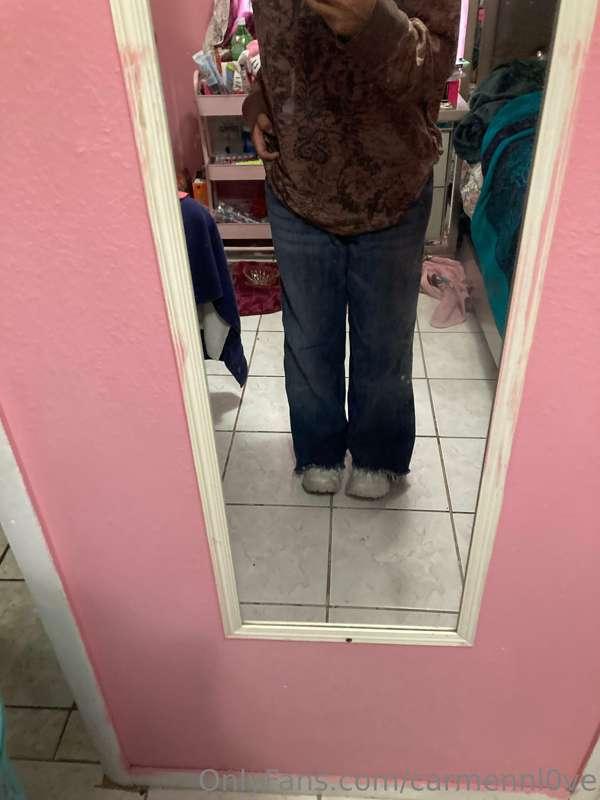 SFW 🙌🏼🙌🏼. Here’s the outfit of today for Mother’s Day. ❤️ an..