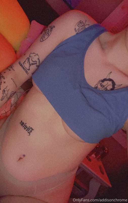 let's celebrate the 4th of july with boobies pics?? ;)