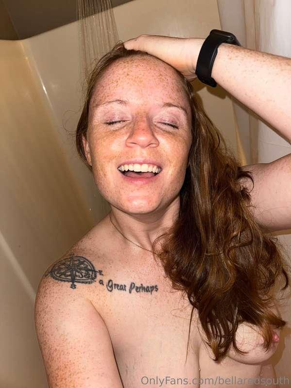 I love shower photos!