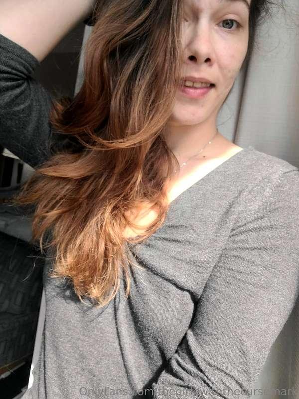 thegirlewiththecursemark image #1