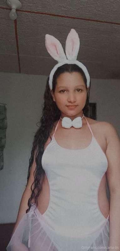 Mis amores, buenos días. Quiero a alguien que me haga mojar,..