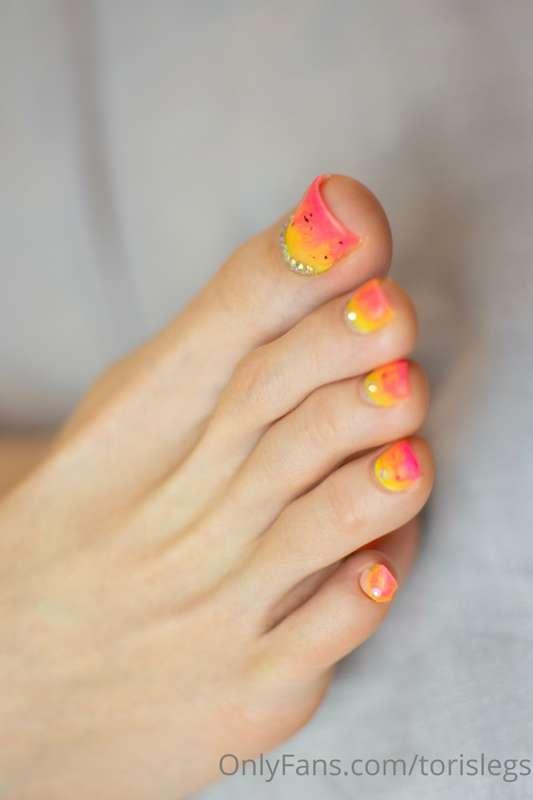 torislegs image #8