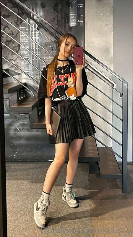 Check out this cheeky look in the comments 👇🌶️🌶️