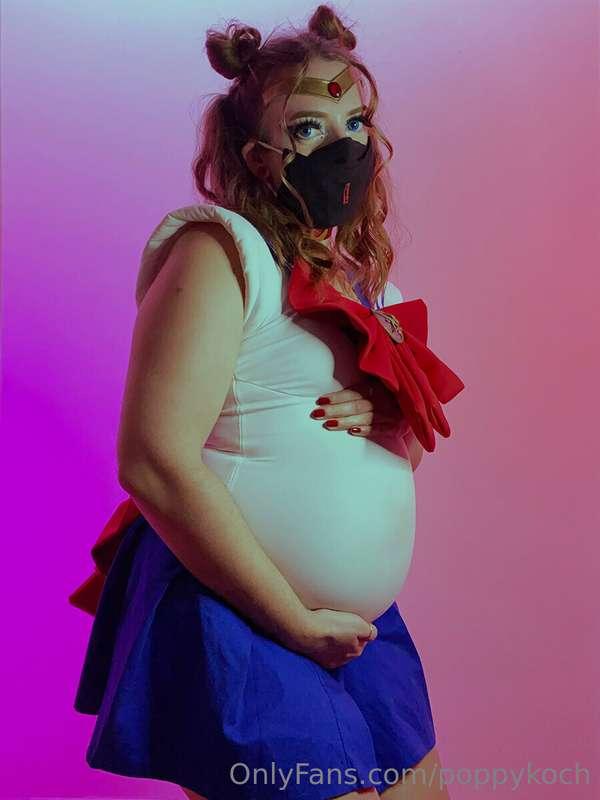 Happy Monday, lovelies! 
This week leading up to Halloween I..