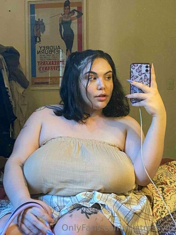 I'm free for some sexting, who is up?