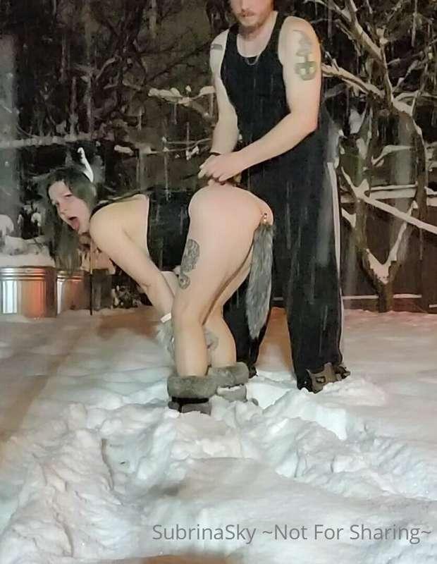 Ring in the New Year with Pup in da snow ❄ Creampie drips in..